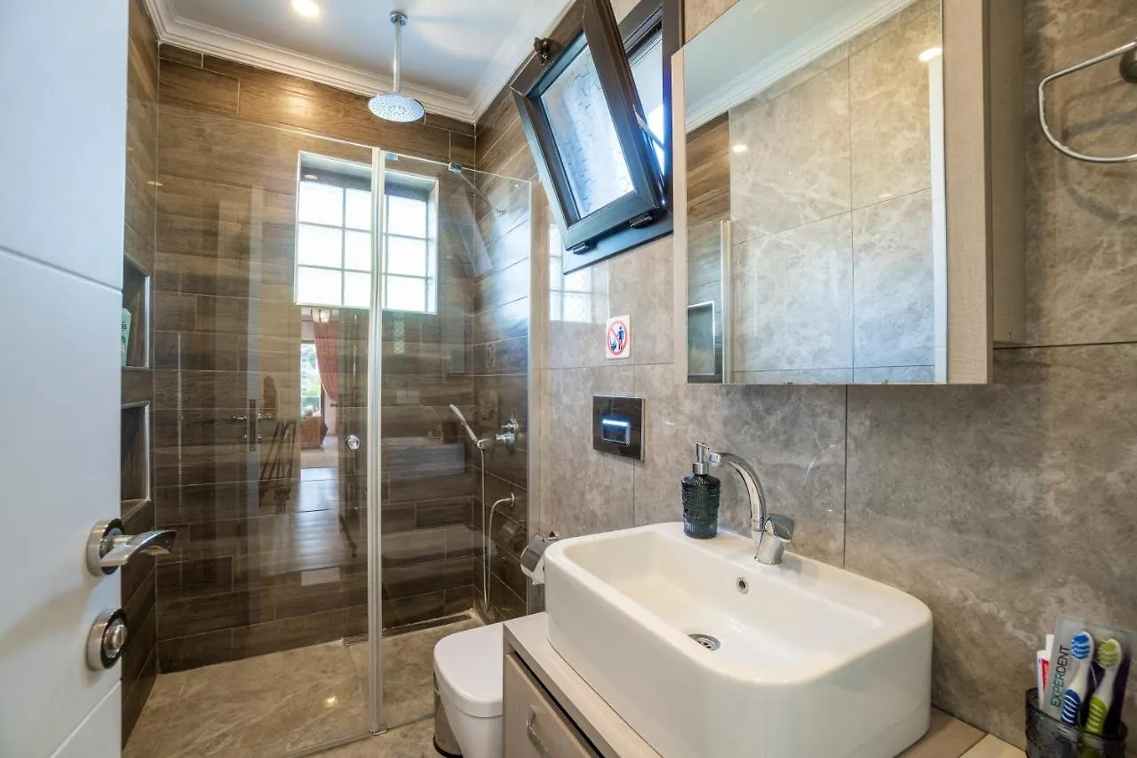 Contemporary Luxury Villa In Yalikavak Center Bodrum Turkey