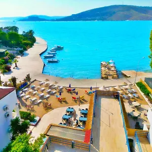 4* Hotel Oscar Seaside & Spa